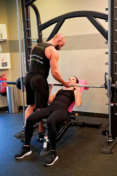 Barbell bench, spotted